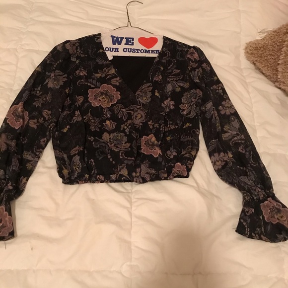 Francesca’s blouse size small - Picture 1 of 6